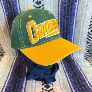 Oakland A’s Athletics Baseball Cap Hat Green Yellow Bill Logo Large Logo